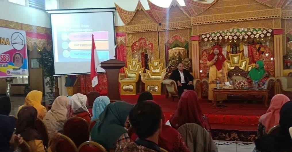 Seminar Satu Bulan Bisa Baca (SB3)