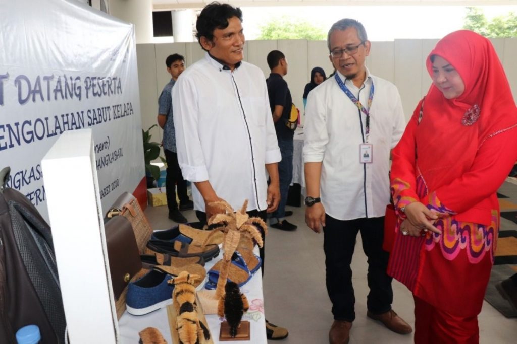 Reses DPR RI, Nevi Zuairina Bersama Mitra Komisi VI Inisiasi Pelatihan Pengolahan Sabut Kelapa Untuk UMKM