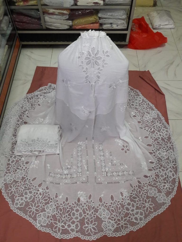 Nevi Zuairina Borong Produk Muslimah UMKM Terdampak Covid-19