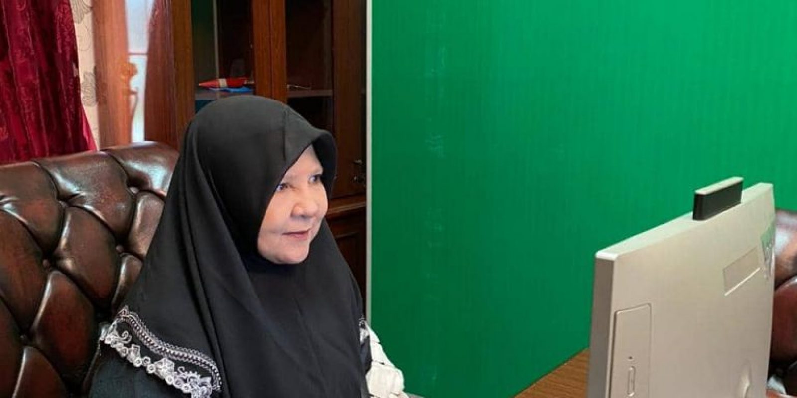 Nevi Zuairina Memperkuat Peran Dasa Wisma Untuk Lawan Pneumonia dan Covid-19