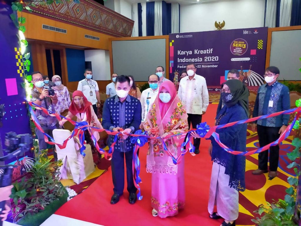 Nevi Zuairina Mengapresiasi Karya Kreatif Indonesia 2020 Yang Penuh Trobosan Besar