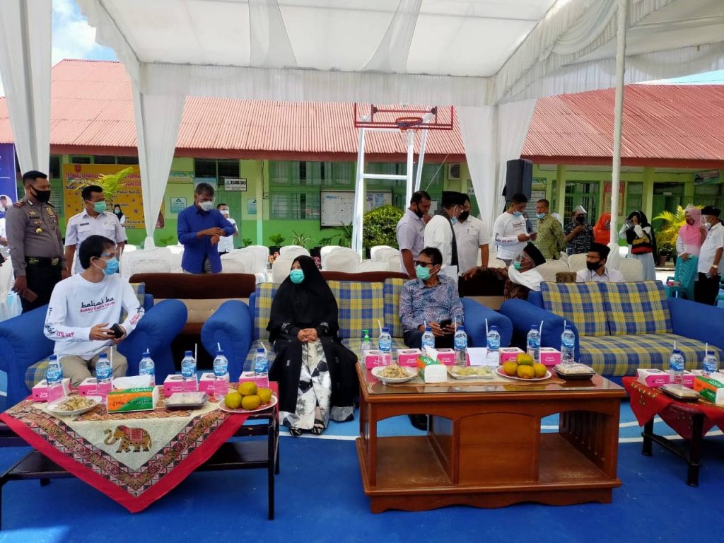 Nevi Zuairina Menghadiri Peresmian Surau Darul 'Ulum SMAN 1 Tilatang Kamang