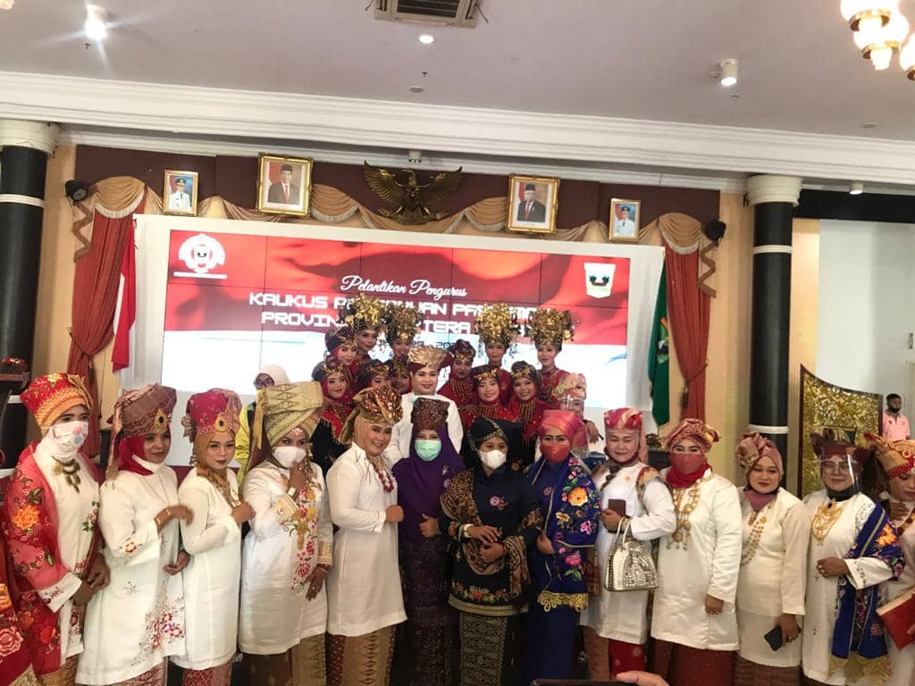 https://nevizuairina.id/wp-content/uploads/2021/02/Hadir-Pelantikan-Kaukus-Perempuan-Parlemen-1.jpeg