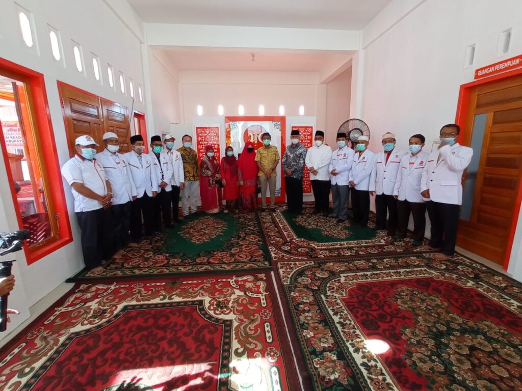 Nevi Zuairina Menghadiri Peresmian Kantor DPD PKS Kabupaten Pasaman bersama Gubernur dan Calon Gubernur Terpilih Sumatera Barat