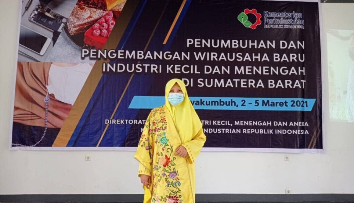 Anggota DPR RI Fraksi PKS Nevi Zuarina Mendampingi Program Pemerintah Untuk 45 IKM di Payakumbuh