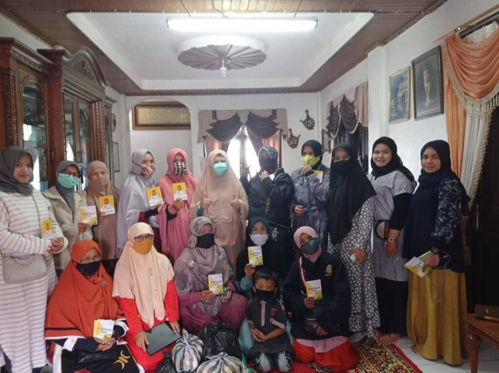 Nevi Zuairina Terus Berbagi di Bulan Ramadhan, Bulan Mulia yang Sangat Istimewa
