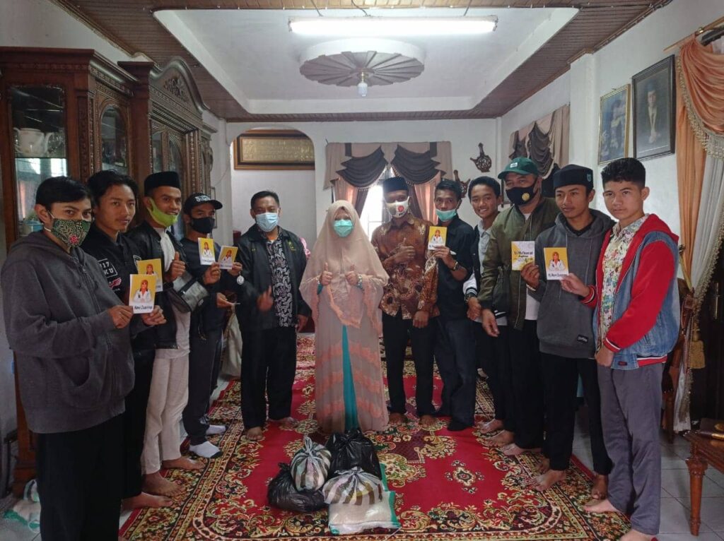 Nevi Zuairina Terus Berbagi di Bulan Ramadhan, Bulan Mulia yang Sangat Istimewa