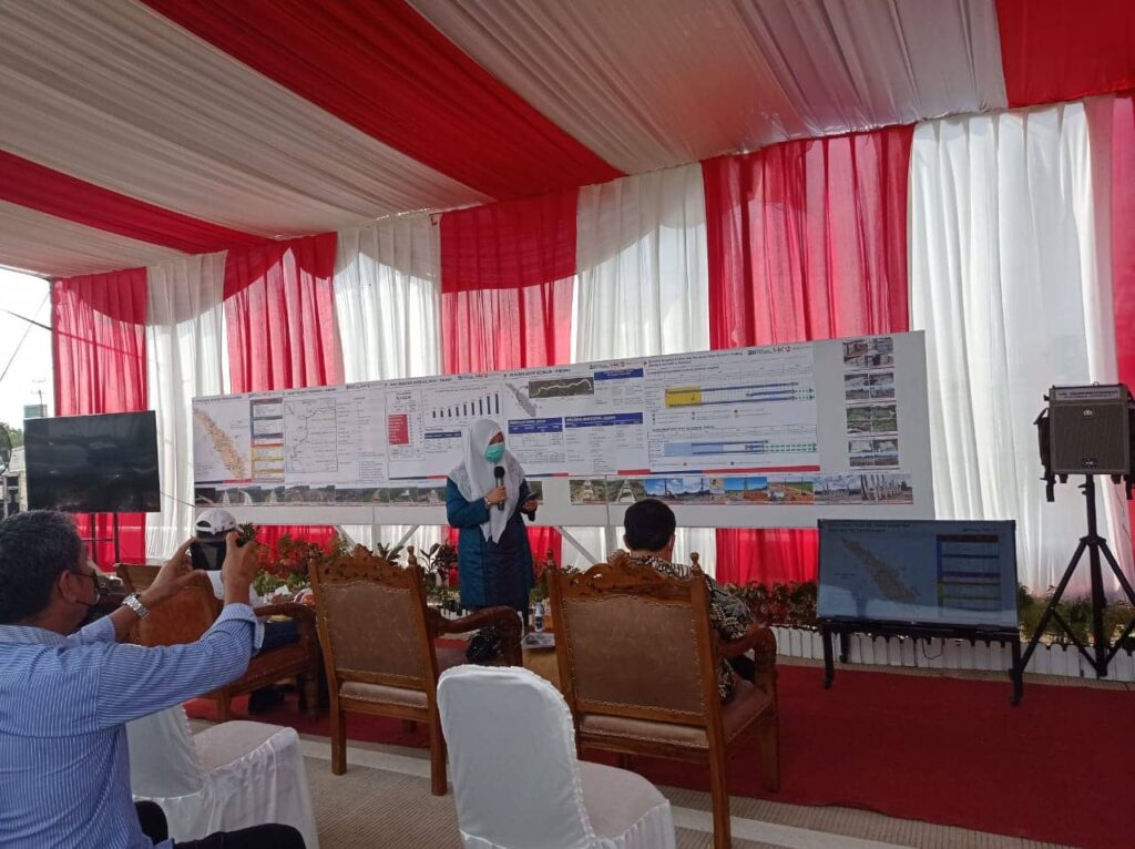 Pembangunan Proyek Infrastruktur Jalan Tol Padang-Sicincin, Nevi Zuairina Minta Penempatan Pelaku UMKM pada Rest Area Diprioritaskan