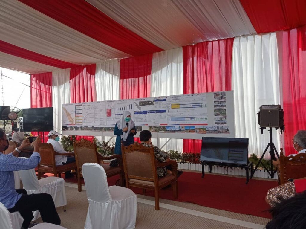 Pembangunan Proyek Infrastruktur Jalan Tol Padang-Sicincin, Nevi Zuairina Minta Penempatan Pelaku UMKM pada Rest Area Diprioritaskan