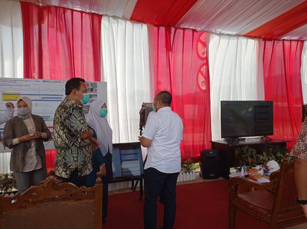 Pembangunan Proyek Infrastruktur Jalan Tol Padang-Sicincin, Nevi Zuairina Minta Penempatan Pelaku UMKM pada Rest Area Diprioritaskan