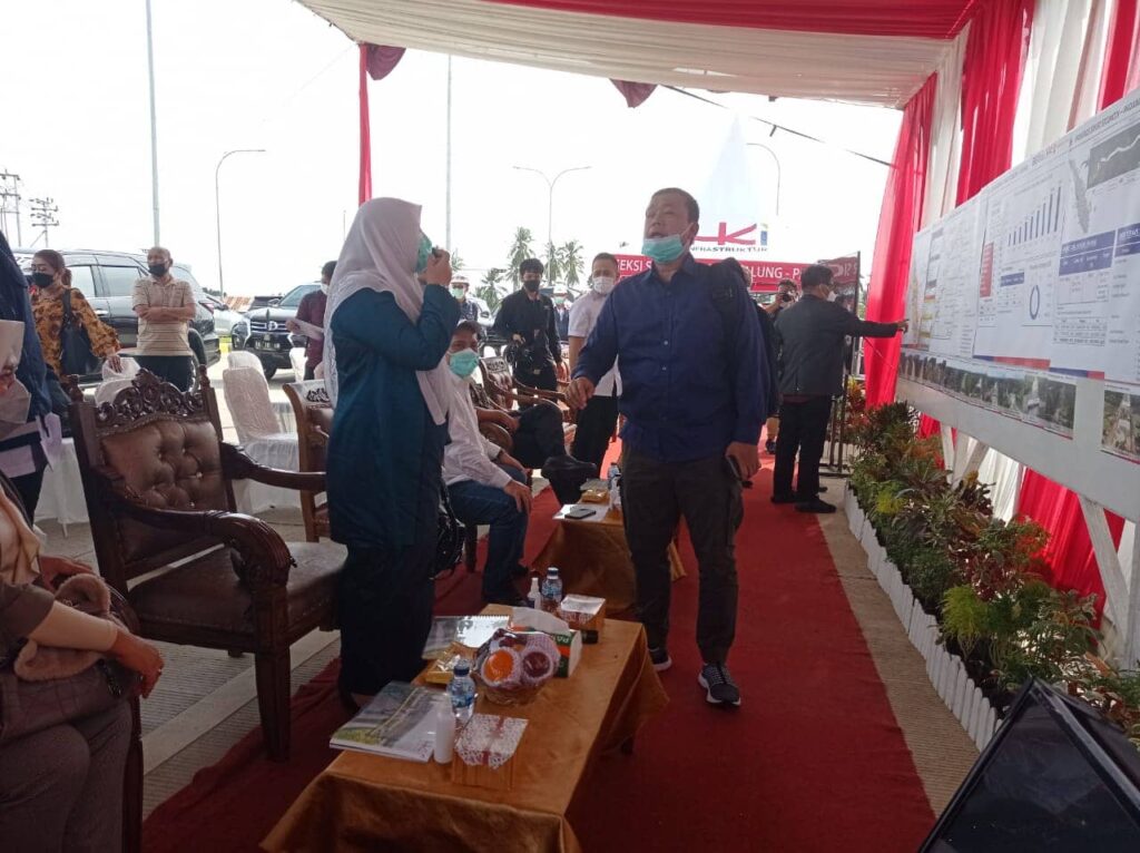 Pembangunan Proyek Infrastruktur Jalan Tol Padang-Sicincin, Nevi Zuairina Minta Penempatan Pelaku UMKM pada Rest Area Diprioritaskan