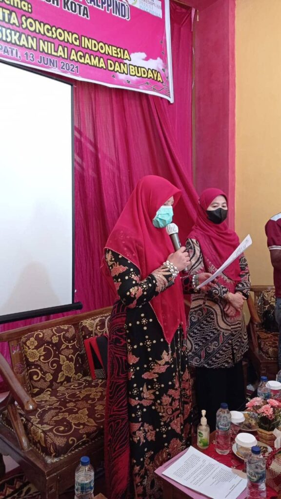 Hadir Pelantikan ALPIND 50 Kota, Nevi Zuairina Sampaikan Pentingnya Kaum Perempuan Penguatan Keluarga dalam pembangunan Nasional