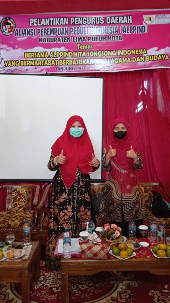 Hadir Pelantikan ALPIND 50 Kota, Nevi Zuairina Sampaikan Pentingnya Kaum Perempuan Penguatan Keluarga dalam pembangunan Nasional