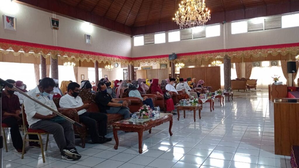 Mendukung Distinasi Pariwisata di Sumbar, Nevi Zuairina Turut Menggagas Pengembangan Homestay Sebagai salah Satu UMKM