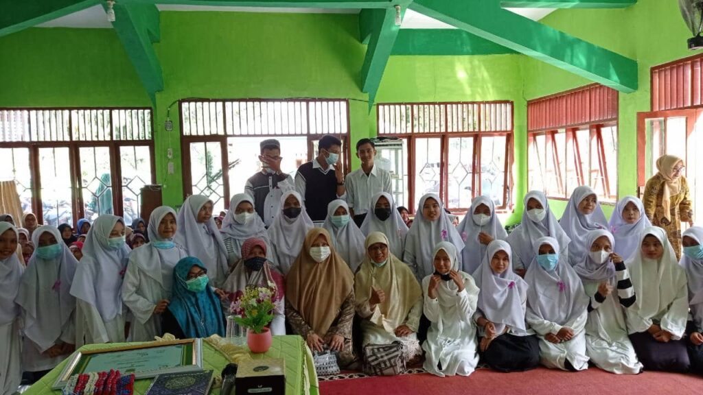 Di Padang Pariaman, Nevi Zuairina Bersilaturahmi Dengan Jaringan Pemuda Dan Remaja Masjid Indonesia