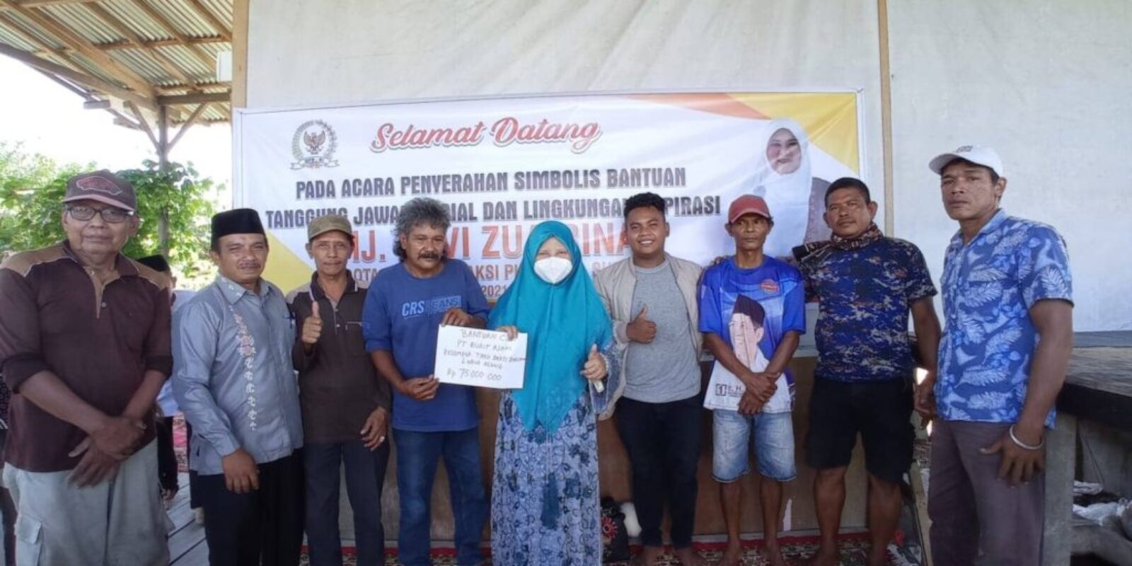Nevi Zuairina Serah Terima TJSL Bantuan dari Bukit Asam dan Angkasa Pura