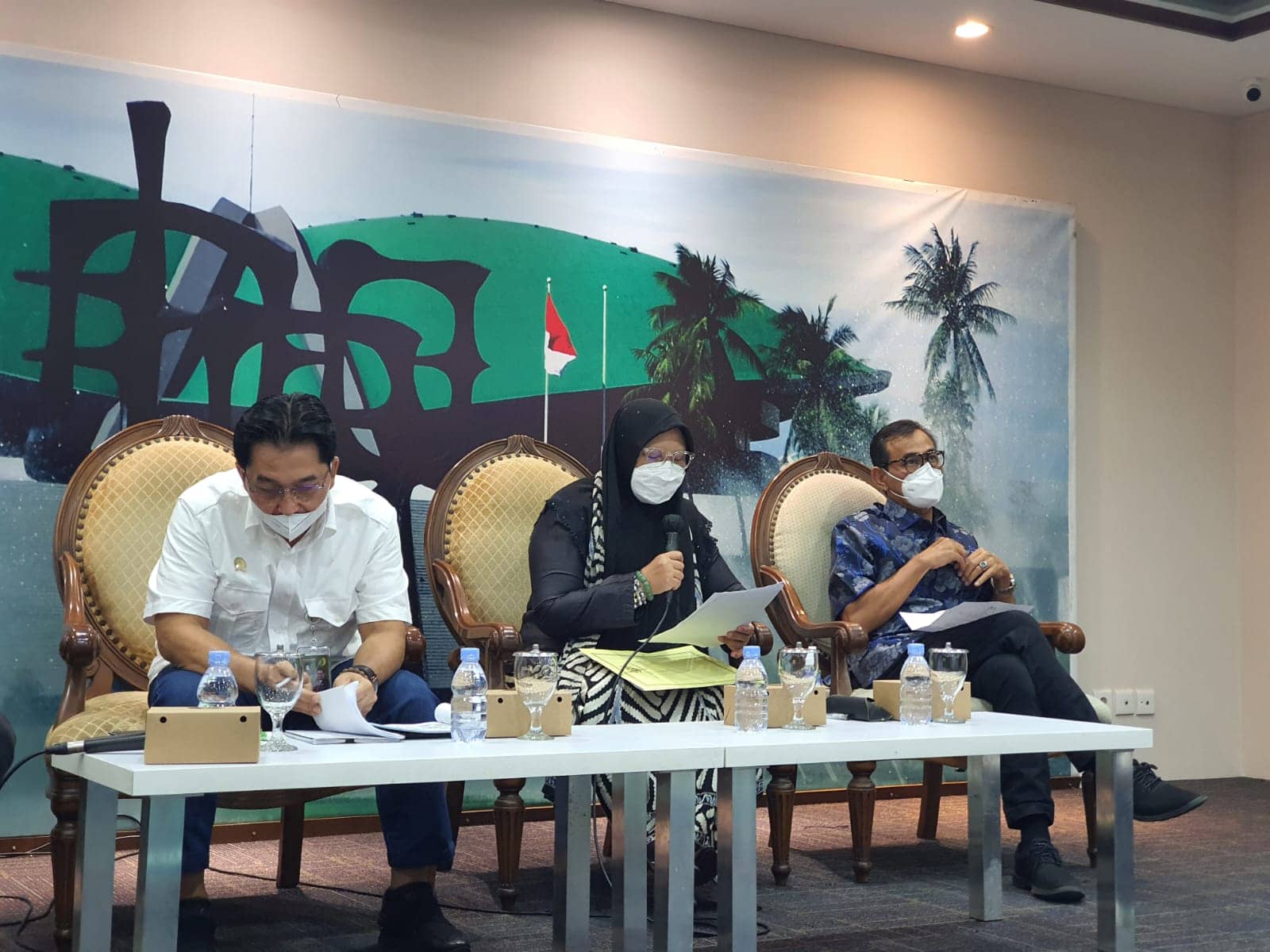 Pertamina Sudah tingkatkan Supply Solar Tapi Keberadaannya Langka, Nevi Zuairina Minta Pemerintah Tindak Tegas Truk Besar Borong Solar Subsidi