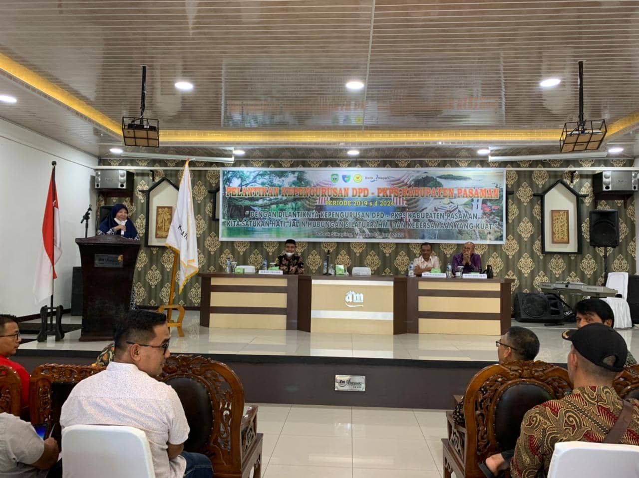 Hadir Pelantikan di Organisasi Warga Perantau Dari Pesisir Selatan di Pasaman, Nevi Zuairina Sampaikan Kebangggan atas Kekompakan