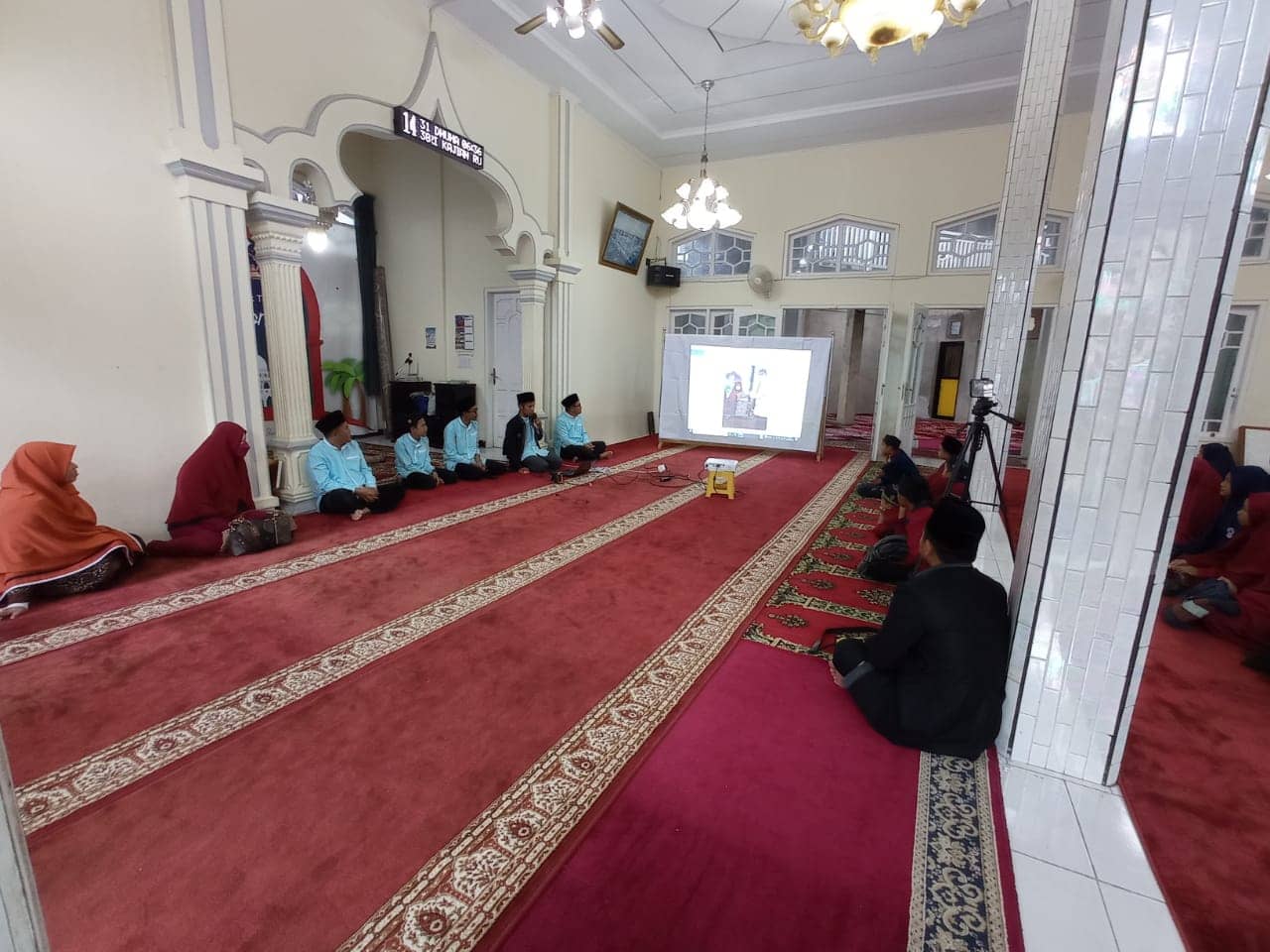 Kunjungi Daerah Pemilihan, Nevi Zuairina Bertemu Pegiat Penghafal Qur’an, Kelompok Tani dan Pelaku UMKM