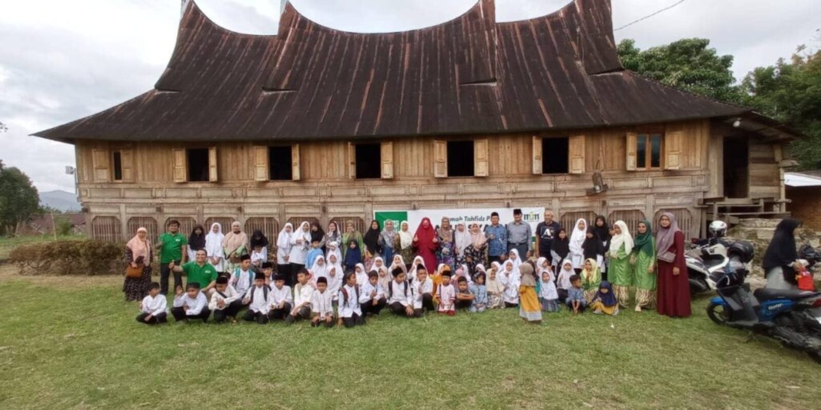 Kunjungi Daerah Pemilihan, Nevi Zuairina Bertemu Pegiat Penghafal Qur’an, Kelompok Tani dan Pelaku UMKM