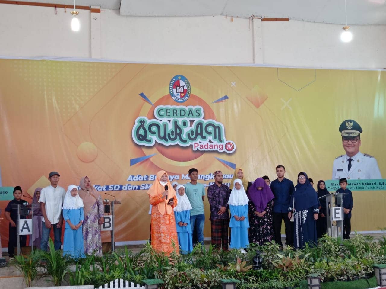 Cerdas Qur’an Tingkat SD dan SMP, Nevi Zuairina Sampaikan Pentingnya Satu Rumah Minimal Satu Anak Penghafal Qur’an