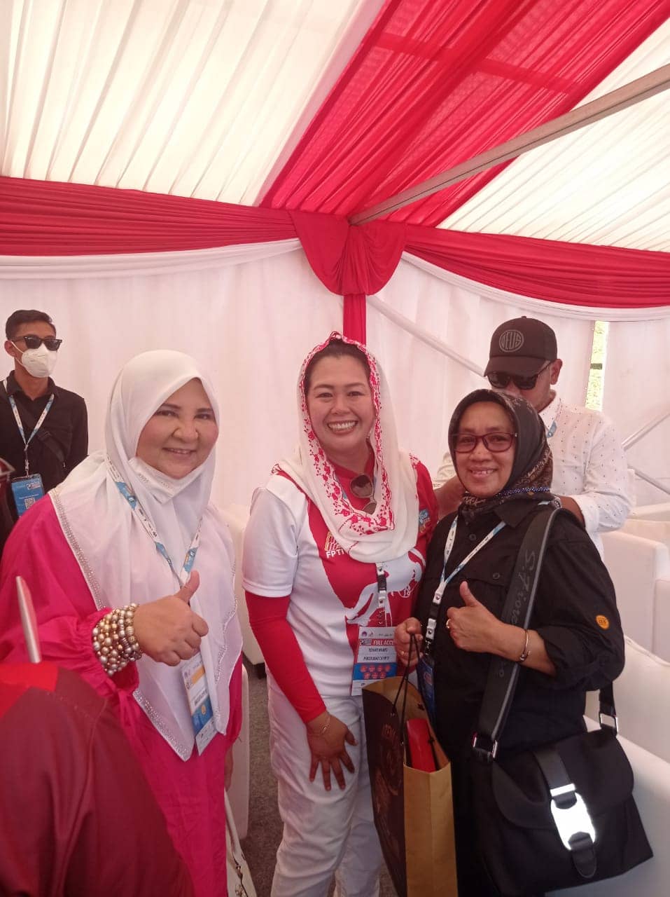 Hadir di Pembukaan Kejuaraan Dunia Panjat Tebing, Nevi Zuairina Dukung Atlet Indonesia Jadi Juara Dunia