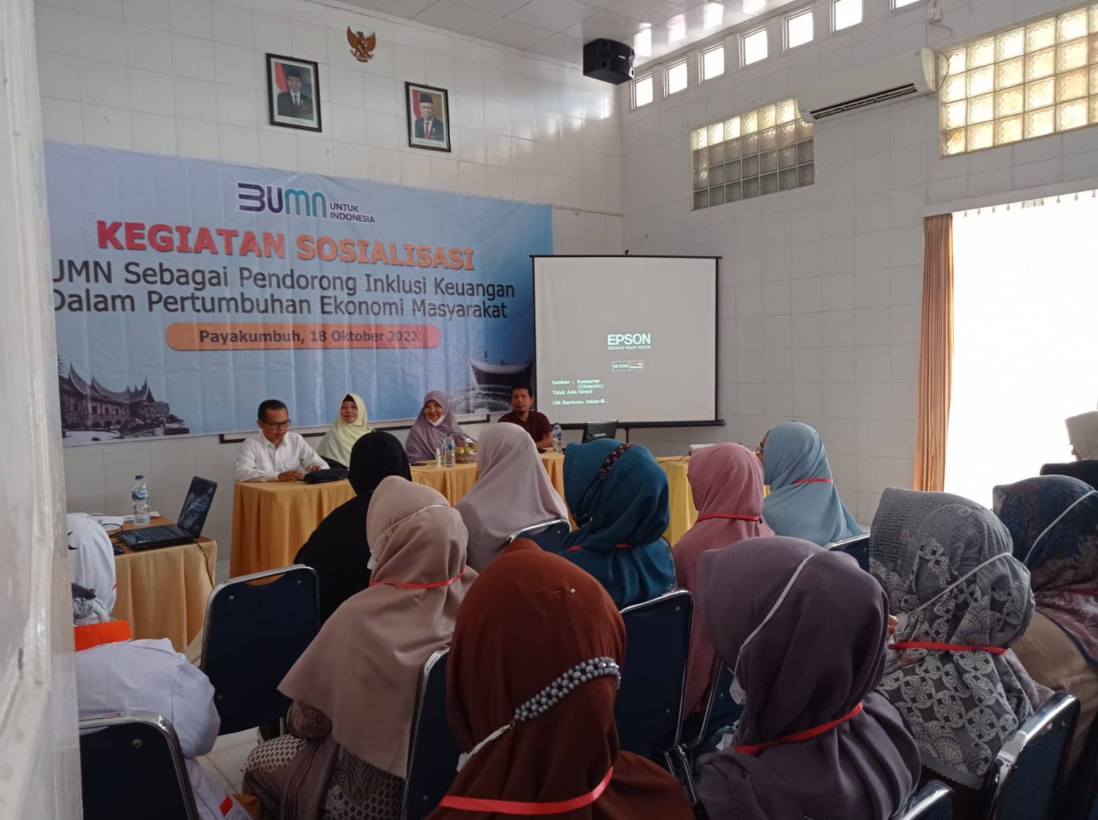 Di Payakumbuh, Nevi Zuairina Jadi Narasumber Sosialisasi Holding BUMN Sebagai Lokomotif Kebangkitan Ekonomi Masa Depan