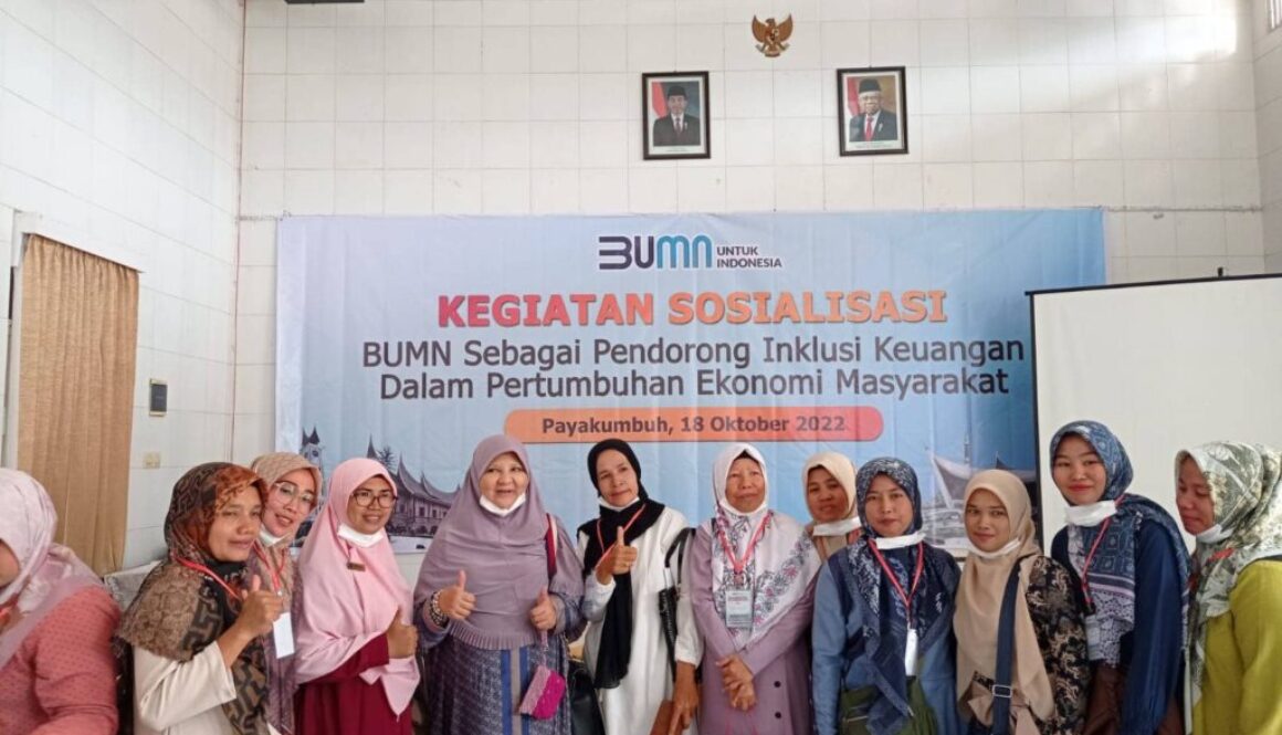 Di Payakumbuh, Nevi Zuairina Jadi Narasumber Sosialisasi Holding BUMN Sebagai Lokomotif Kebangkitan Ekonomi Masa Depan