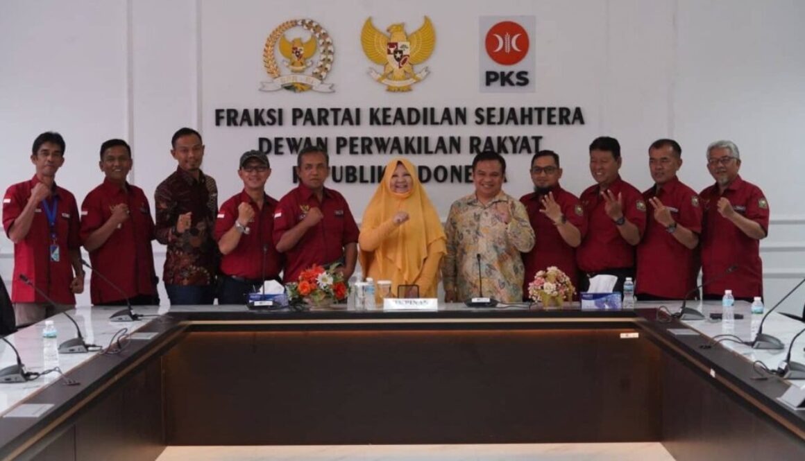 Terima Aspirasi Wali Nagari dari Kabupaten Agam, Nevi Zuairina Sampaikan Bangun Pelaku UMKM Melalui Pelatihan