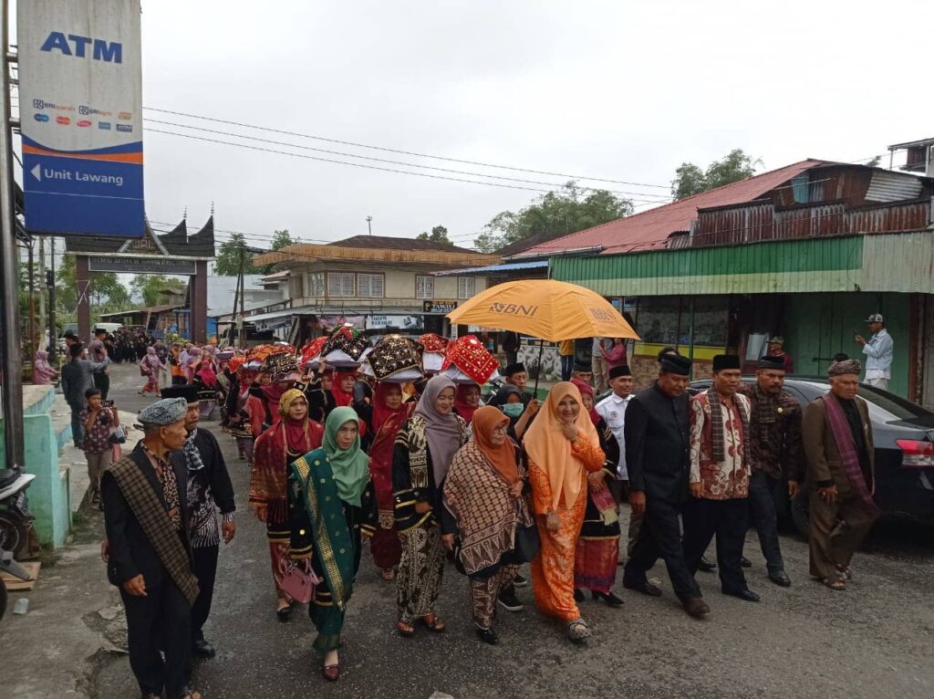 Lomba Pasambahan Adat Minang, Nevi Zuairina Minta Ada Pengembangan di Mata Pelajaran