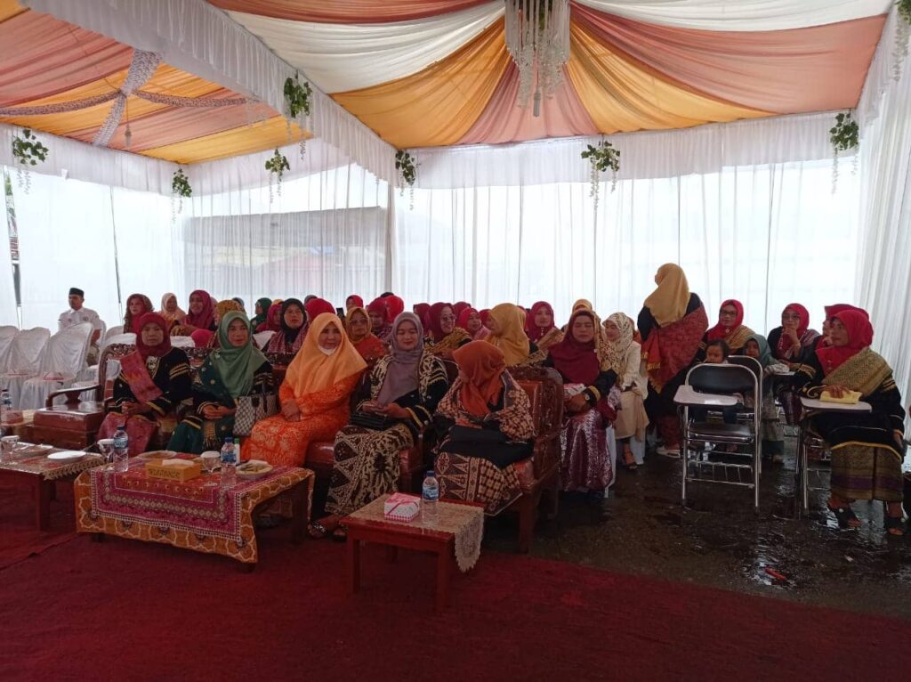 Lomba Pasambahan Adat Minang, Nevi Zuairina Minta Ada Pengembangan di Mata Pelajaran
