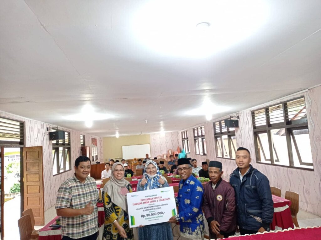 Nevi Zuairina Serah Terima TJSL tersebar di 8 Kabupaten Kota wilayah Sumbar