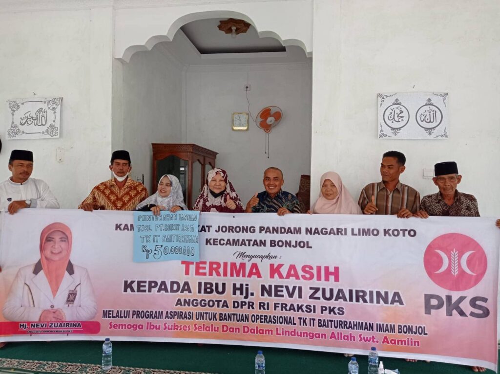 Nevi Zuairina Serah Terima TJSL tersebar di 8 Kabupaten Kota wilayah Sumbar