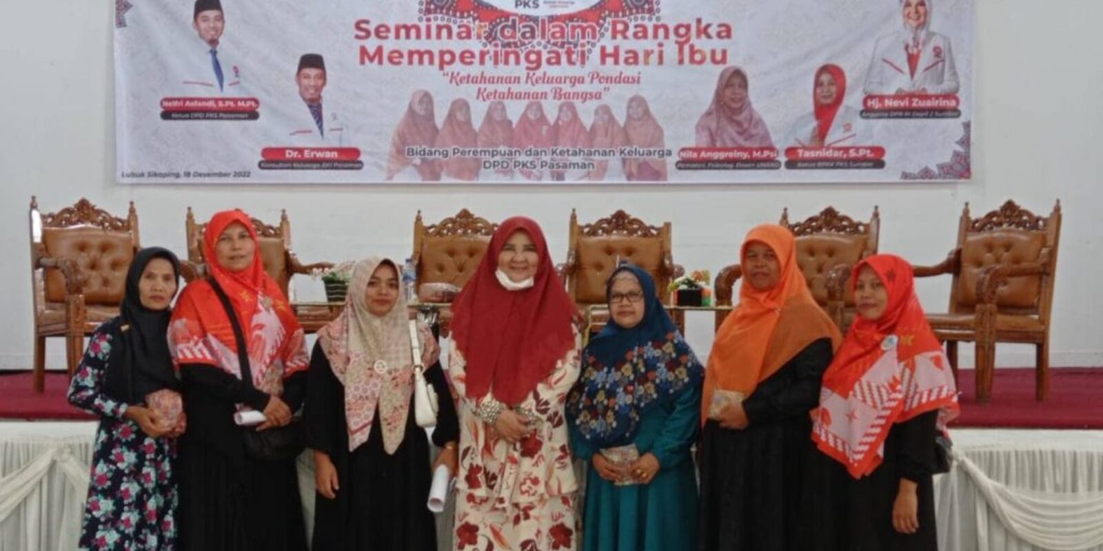 Moment Hari Ibu, Hj. Nevi Zuairina Ajak Elemen Bangsa Untuk Meningkatkan Harmonisasi Keluarga