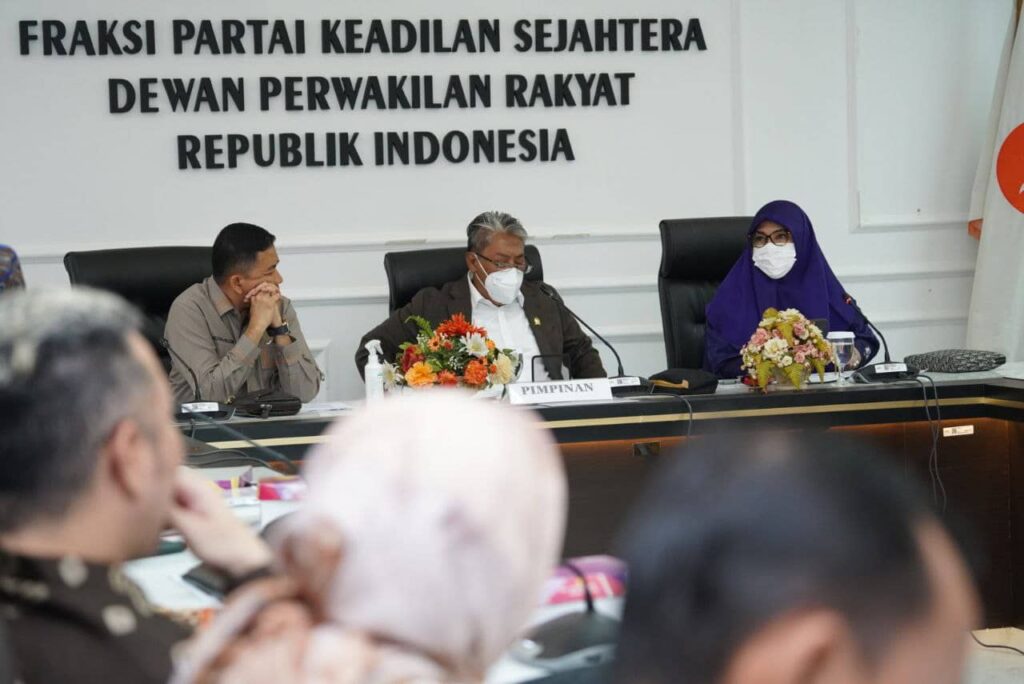 Audiensi Serikat Pekerja PT PLN, Nevi Zuairina Minta Perjuangkan Listrik Jangan Mahal