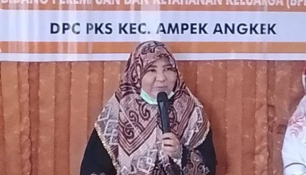 Peresmian RKI Lambah, Nevi Zuairina Sampaikan Kondisi Dinamis Membentuk Keluarga Kokoh