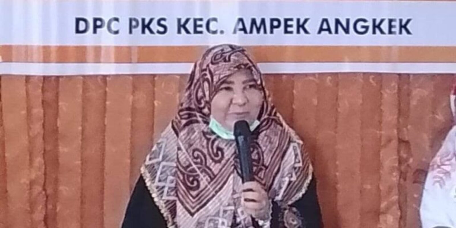 Peresmian RKI Lambah, Nevi Zuairina Sampaikan Kondisi Dinamis Membentuk Keluarga Kokoh