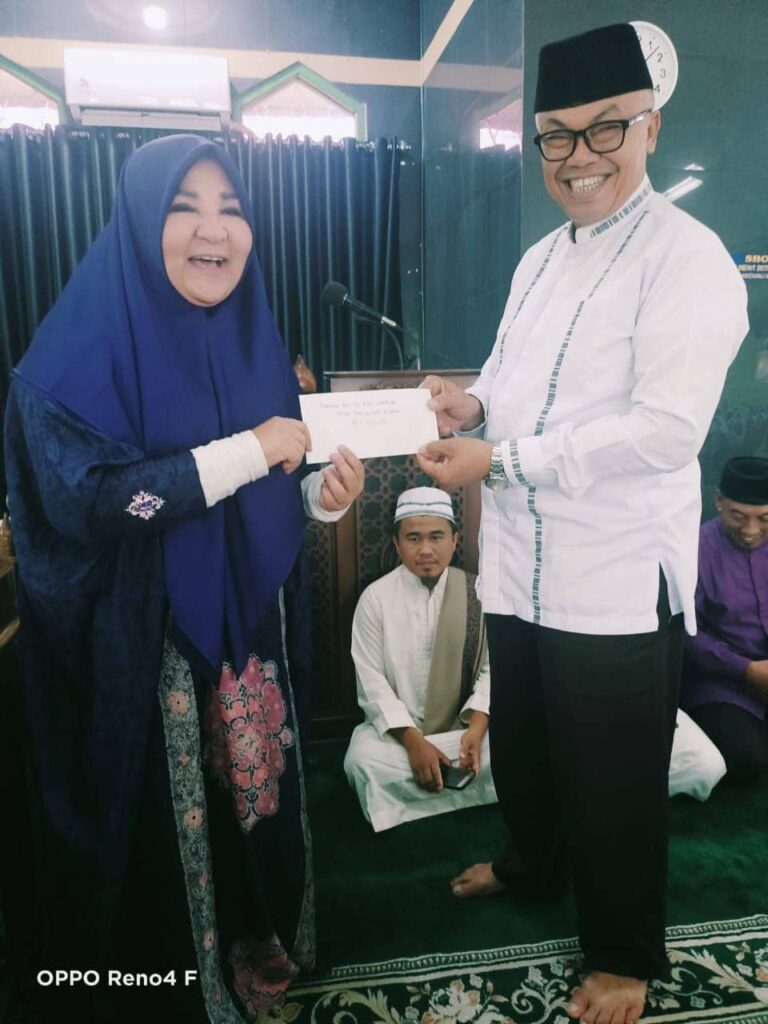 Bersama Tokoh Masyarakat Pasaman, Nevi Zuairina Lakukan Wirid Yasin Bulanan Dan Sampaikan Peran Wanita Indonesia