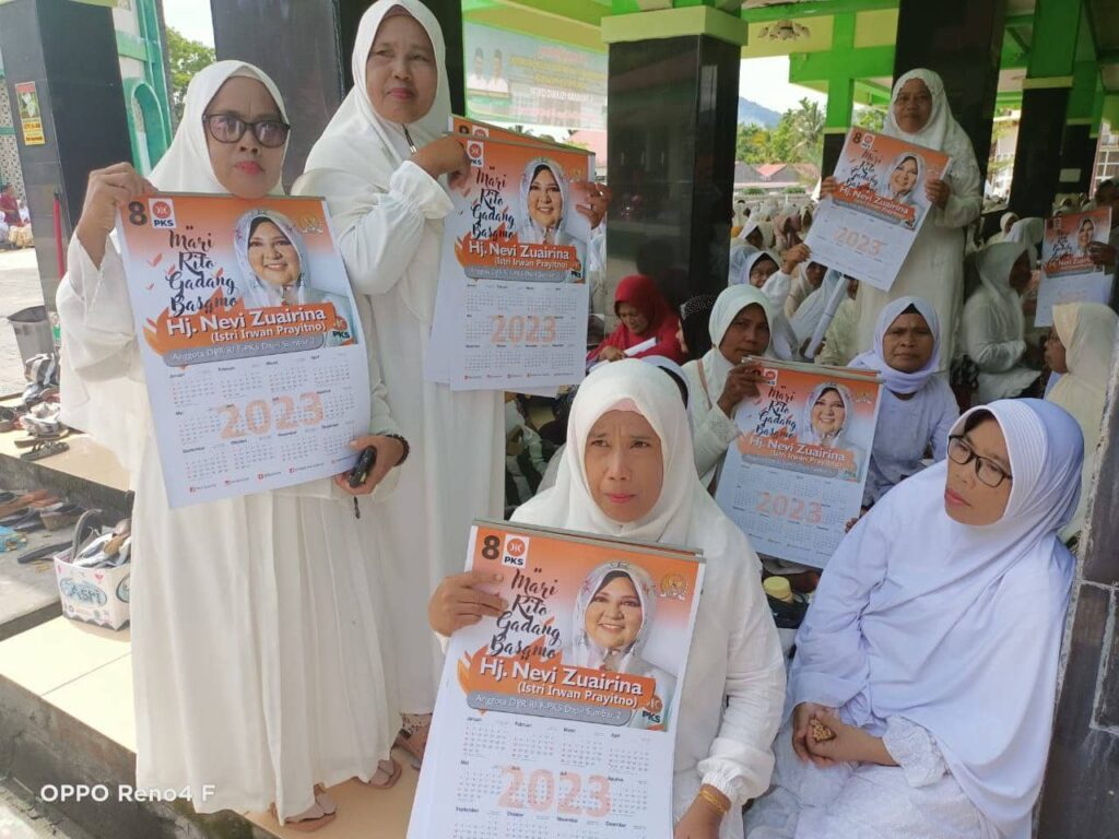 Bersama Tokoh Masyarakat Pasaman, Nevi Zuairina Lakukan Wirid Yasin Bulanan Dan Sampaikan Peran Wanita Indonesia