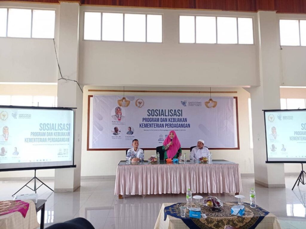 Bicara Pada Sosialisasi Program dan Kebijakan Kemendag, Nevi Zuairina Sampaikan Agar Pemerintah Merespon Perubahan Zaman akan Kemajuan Digital