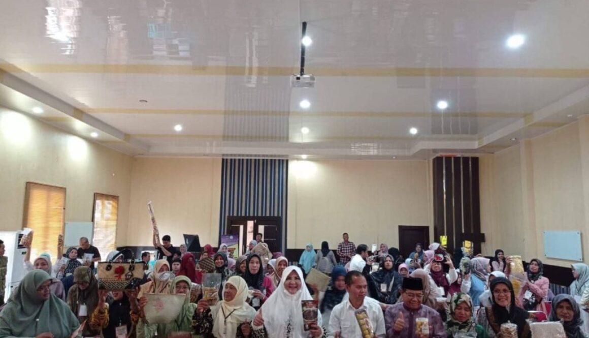 Beri Sambutan Pelatihan UMKM, Nevi Zuairina Sampaikan Kolaborasi BUMN dengan UMKM Memperkuat Ekonomi Masyarakat