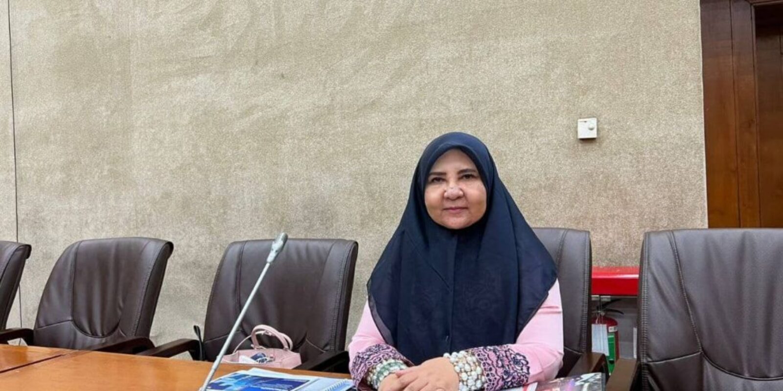 RDP Dengan HIMBARA, Nevi Zuairina Minta Kesiapan Menghadapi Situasi Ekonomi Dunia Pasca Pandemi