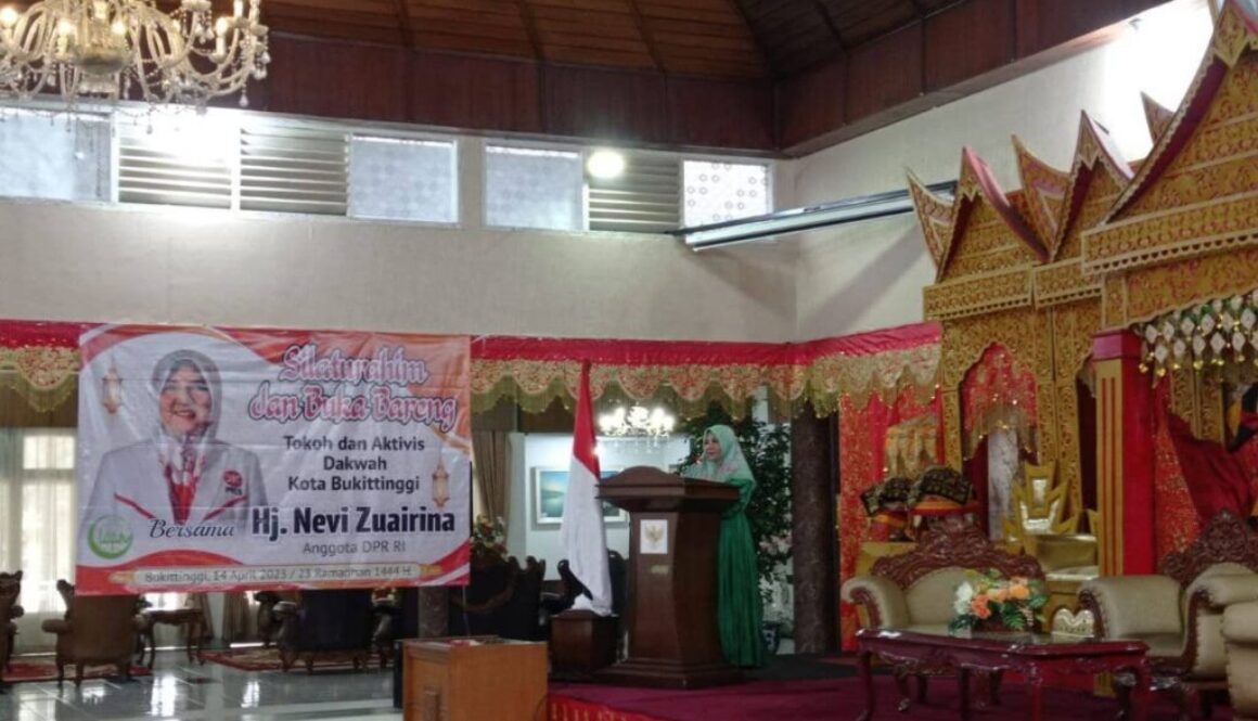 Bersama Tokoh dan Aktivis di Bukittinggi, Nevi Zuairina Sampaikan Pentingnya Khatam Qur’an di Bulan Ramadhan