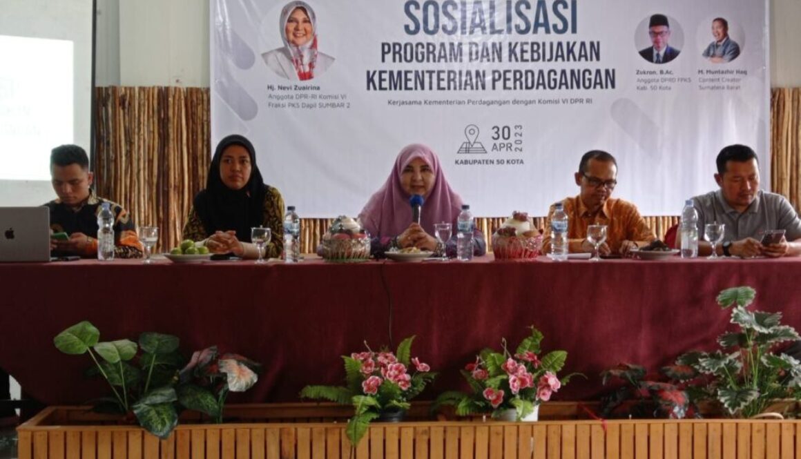 Bersama Kemendag, Hj. Nevi Zuairina Sosialisasi Kebijakan Kepada Pelaku UMKM