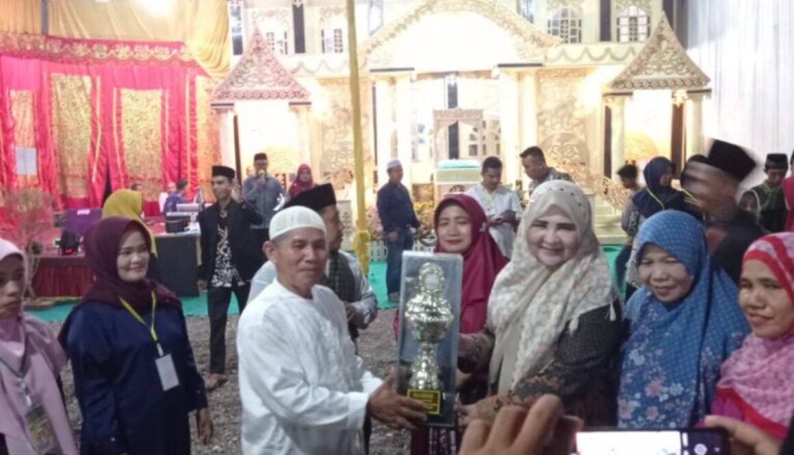 Hj. Nevi Zuairina Hadir Penutupan MTQ di Padang Pariaman dan Menyampaikan Makna Bukan Sekedar Kompetisi
