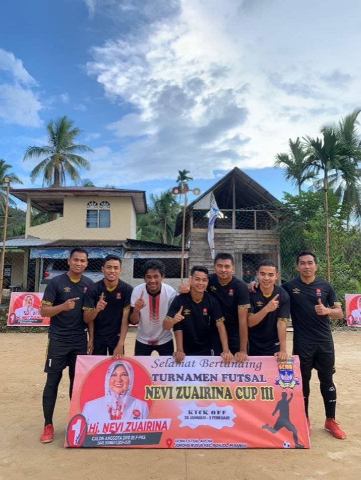 Anggota FPKS DPR RI, Menghadiri Perlombaan Futsal Nevi Zuairina Cup ke-3 di Kabupaten Pasaman