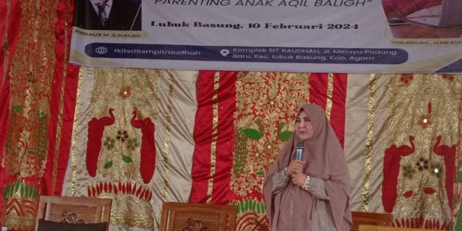 Seminar Parenting Bersama Hj. Nevi Zuairina di Yayasan Raudhah el Jannah, Lubuk Basung, Ajak Peningkatan Keterampilan Mendidik Anak