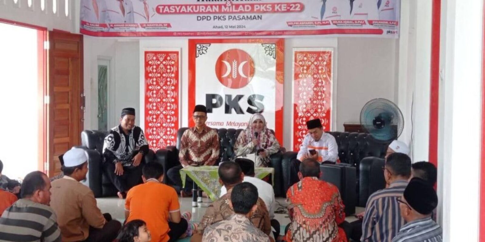 Hj. Nevi Zuairina Beri Ceramah di Acara Halal Bihalal DPD PKS Pasaman