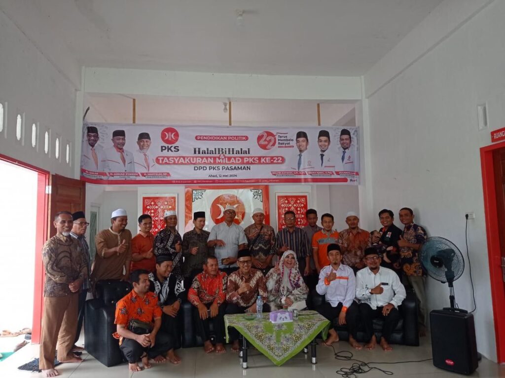 Hj. Nevi Zuairina Beri Ceramah di Acara Halal Bihalal DPD PKS Pasaman