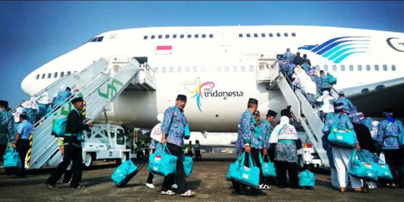 Nevi Zuairina, Anggota Komisi VI DPR RI Meminta Penjelasan Garuda Indonesia Mengenai Keterlambatan Penerbangan Jemaah Haji
